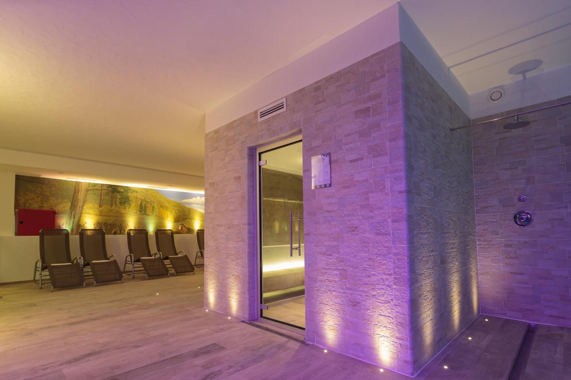 Residence Hotel Santa Maria Piscina E Wellness بيو فونتي المظهر الخارجي الصورة